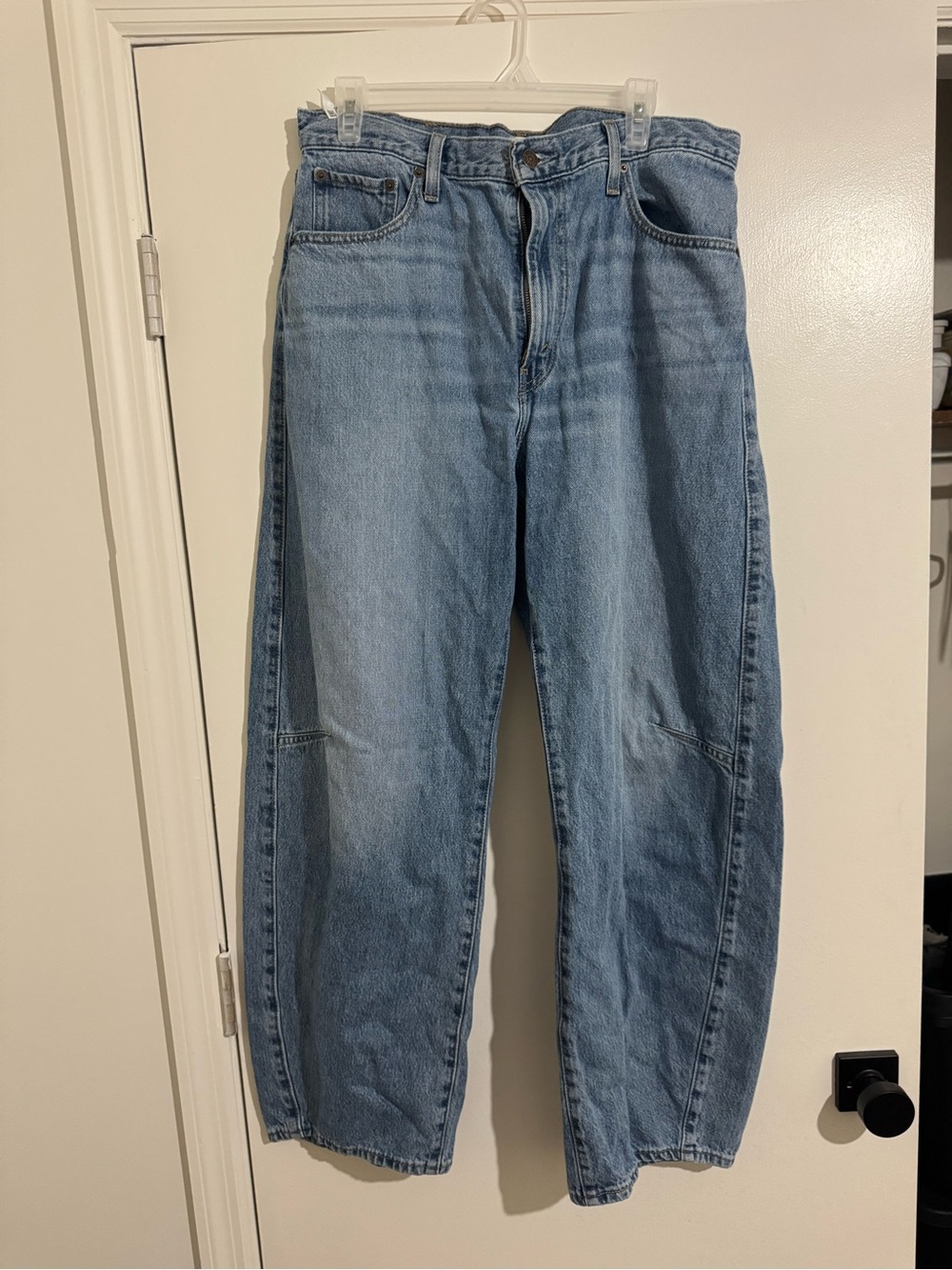 Levi’s cinch barrel